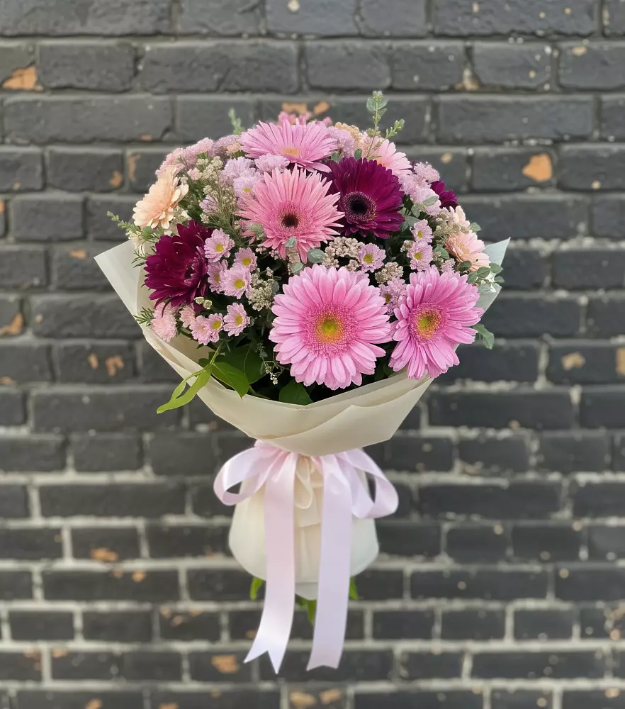Букет цветов из: Герберы и Хризантемы в Хворостянка