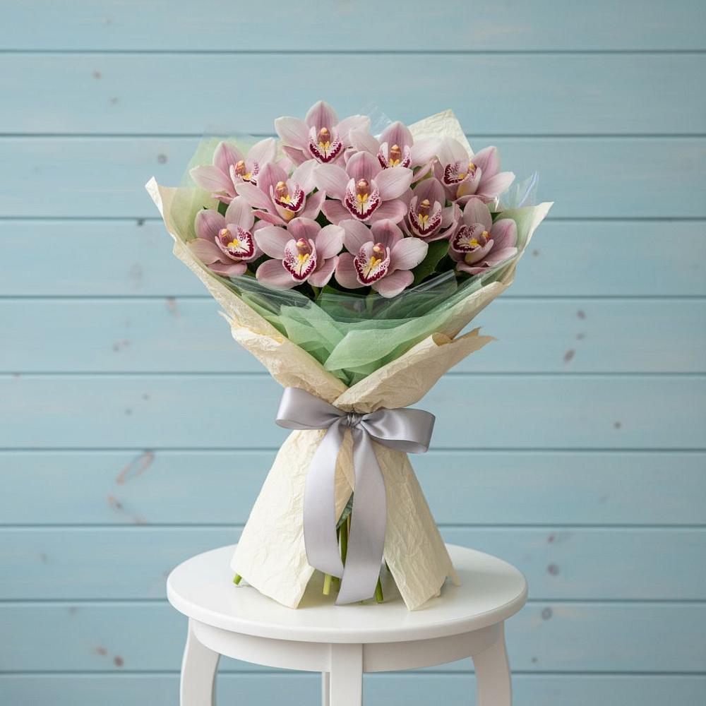 Букет цветов из: Орхидеи и Розы в Хворостянка