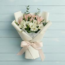 Букет цветов из:  Альстромерии в Хворостянка