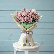 Букет цветов из:  Орхидеи и Розы в Хворостянка