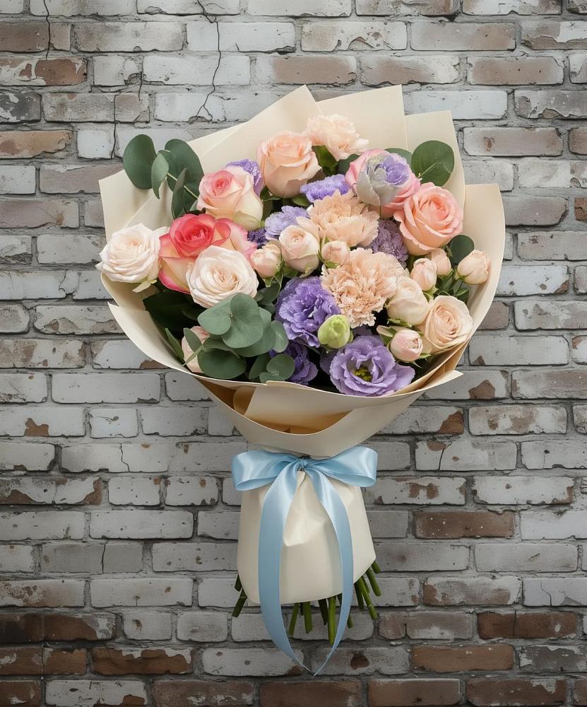 Букет цветов из: Розы, Лизиантусы и Гвоздики в Хворостянка