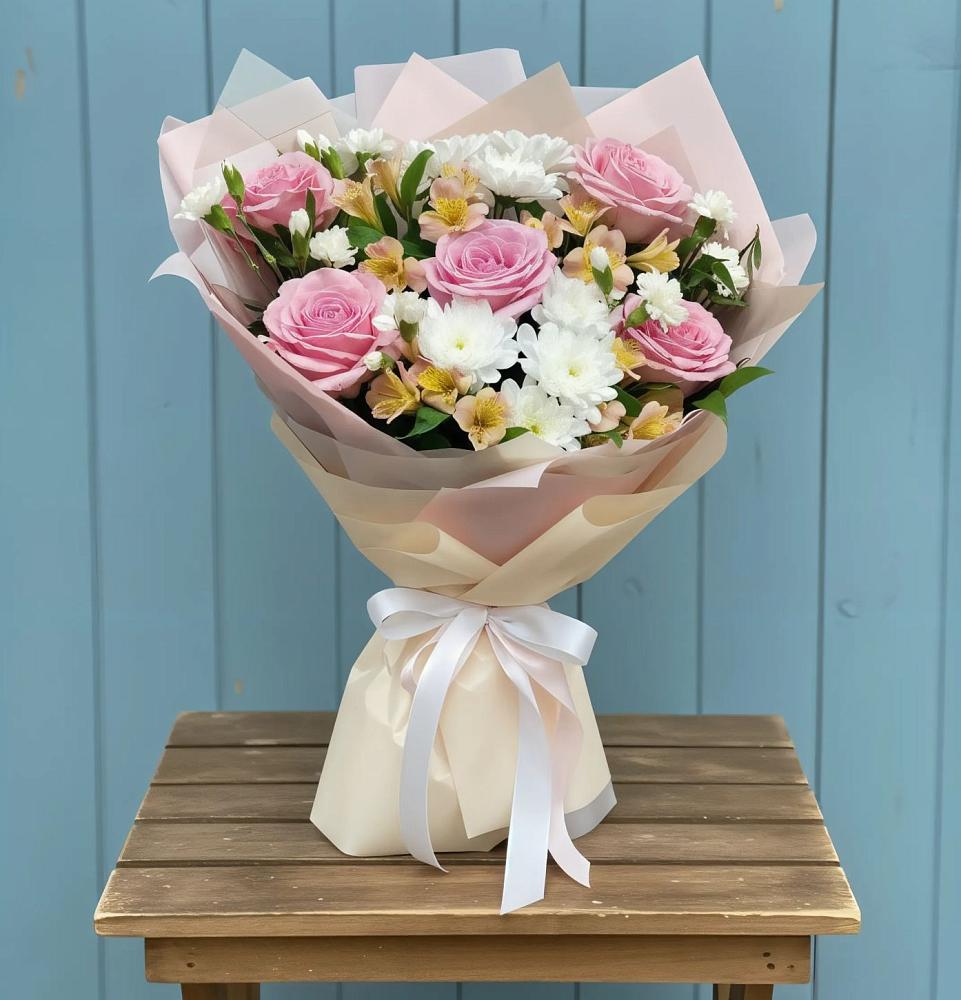 Букет цветов из: Гвоздики, Орхидеи и Розы в Хворостянка