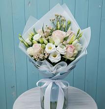 Букет цветов из:  Розы и Лизиантусы в Хворостянка