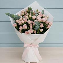 Букет цветов из:  Розы в Хворостянка