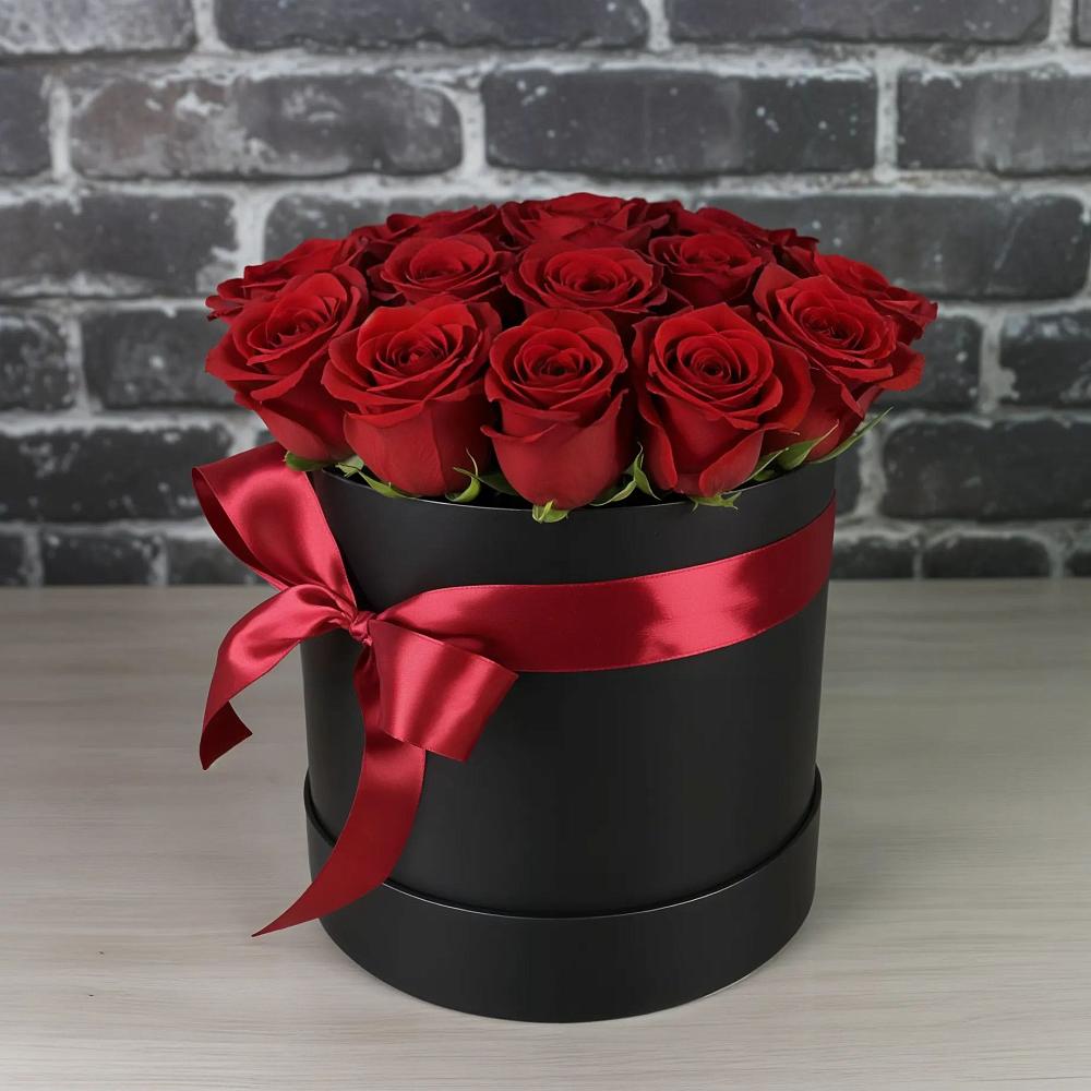 Цветочная композиция из Розы в шляпной коробке в Хворостянка