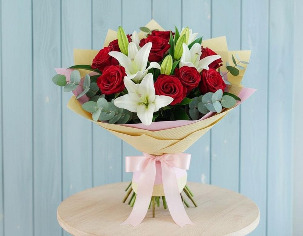 Букет цветов из: Лилии и Розы в Хворостянка