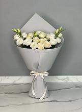 Букет цветов из:  Розы и Лизиантусы в Хворостянка